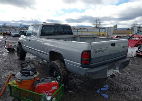 1999 Dodge Ram 2500 St from USA, damaged, VIN 1B7KF2368XJ519417